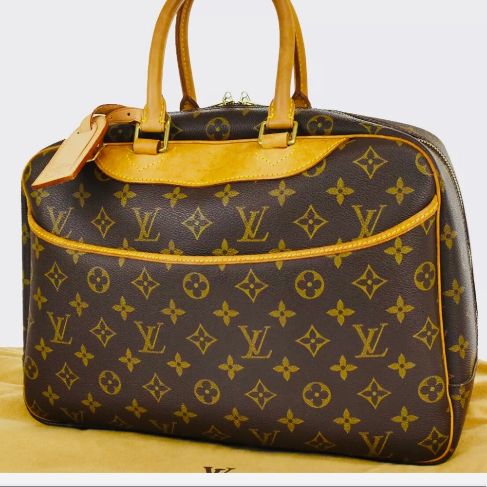 Authentic Louis Vuitton Monogram Deauville - Picture 8 of 12